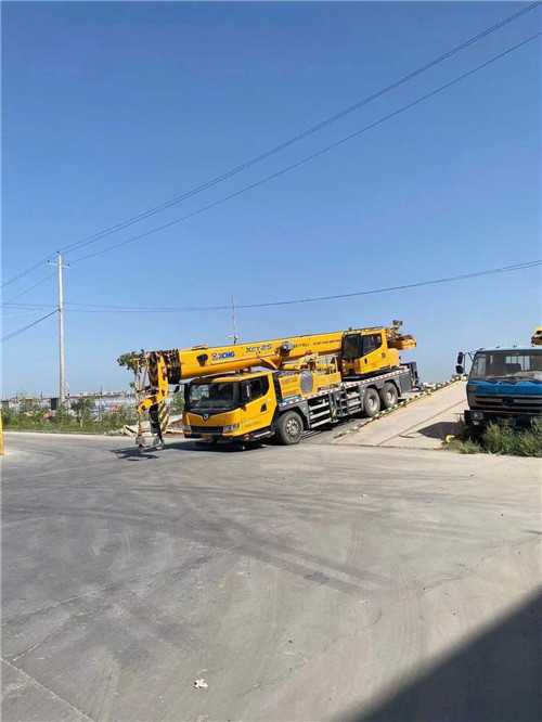 英吉沙县吊车作业时，可能会产生哪些额外收费项目？