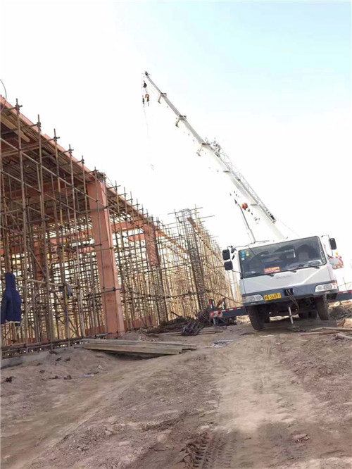 英吉沙县25 吨、50 吨吊车怎么选？多大重量 / 半径适合对应车型？